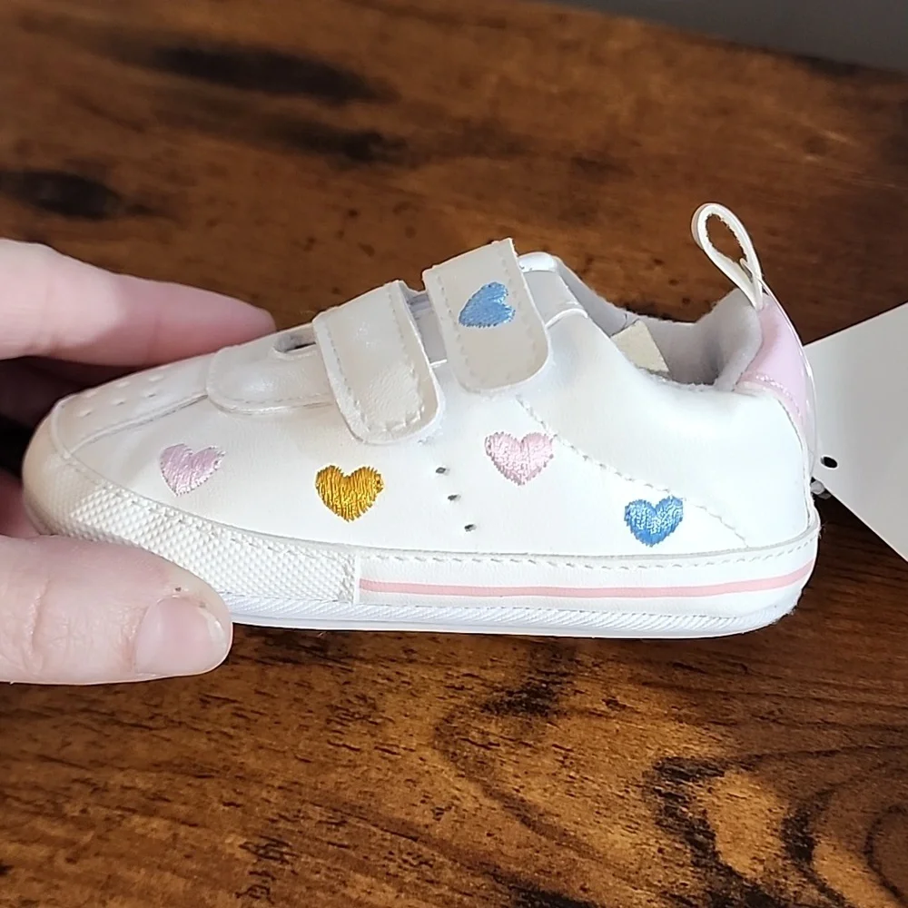 White and Blue Heart Baby Shoes Unisex Pu Leather Anti Slip Soft Soled Crawing